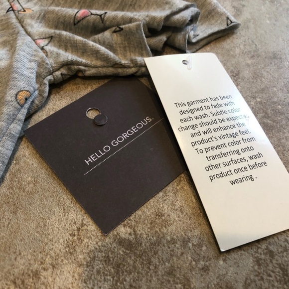 ⭐️3/$30🆕 Grayson Threads cold shoulder marti… - Picture 4 of 10